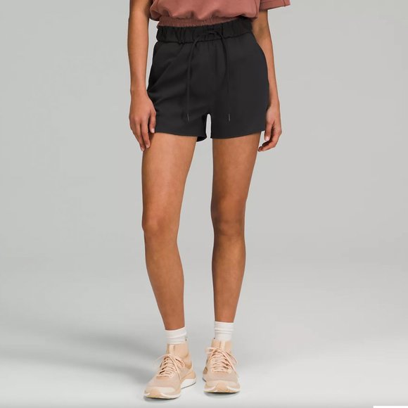 Lululemon Stretch Luxtreme High-Rise Short 3.5" - Size 10 - Picture 1 of 5
